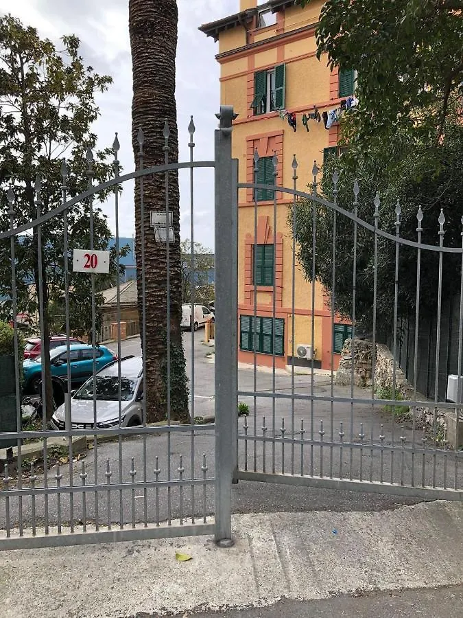 50 Sfumature Di Suite Genoa 0*,